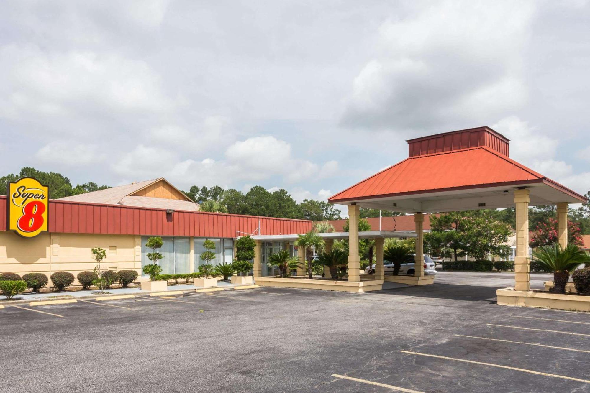 Super 8 By Wyndham Hardeeville - Savannah North Buitenkant foto